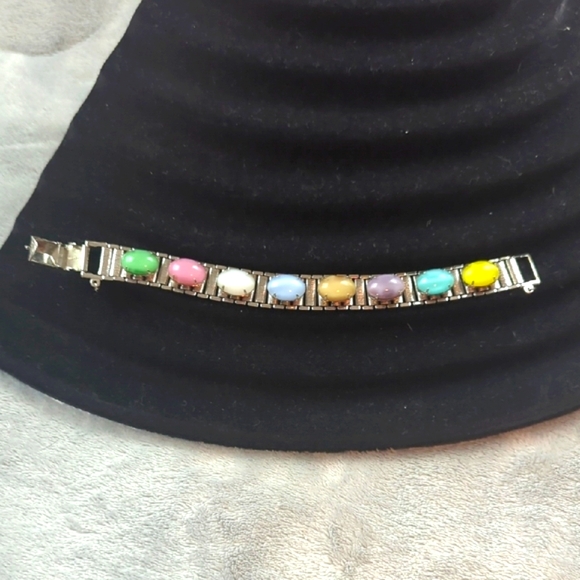 Sarah Coventry Jewelry - Vtg SARAH COVENTRY Party Pastels Bracelet, Silvertone, Multi Color Stones